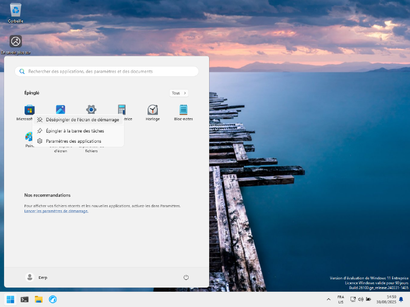 Capture d'écran du menu démarrer de Windows 11 en cours d'épuration.